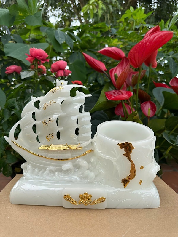 KÊ RƯỢU THUẬN BUỒM XUÔI GIÓ ĐÁ NGỌC
